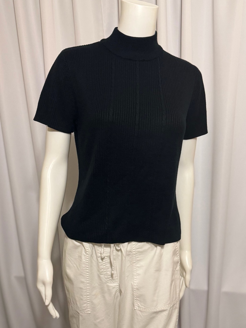 Requirements Petite Black Mock Neck Short Sleeve Ribbed Cable Knit Sweater PM